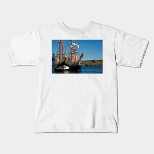 Tall Ships in harbour Kids T-Shirt